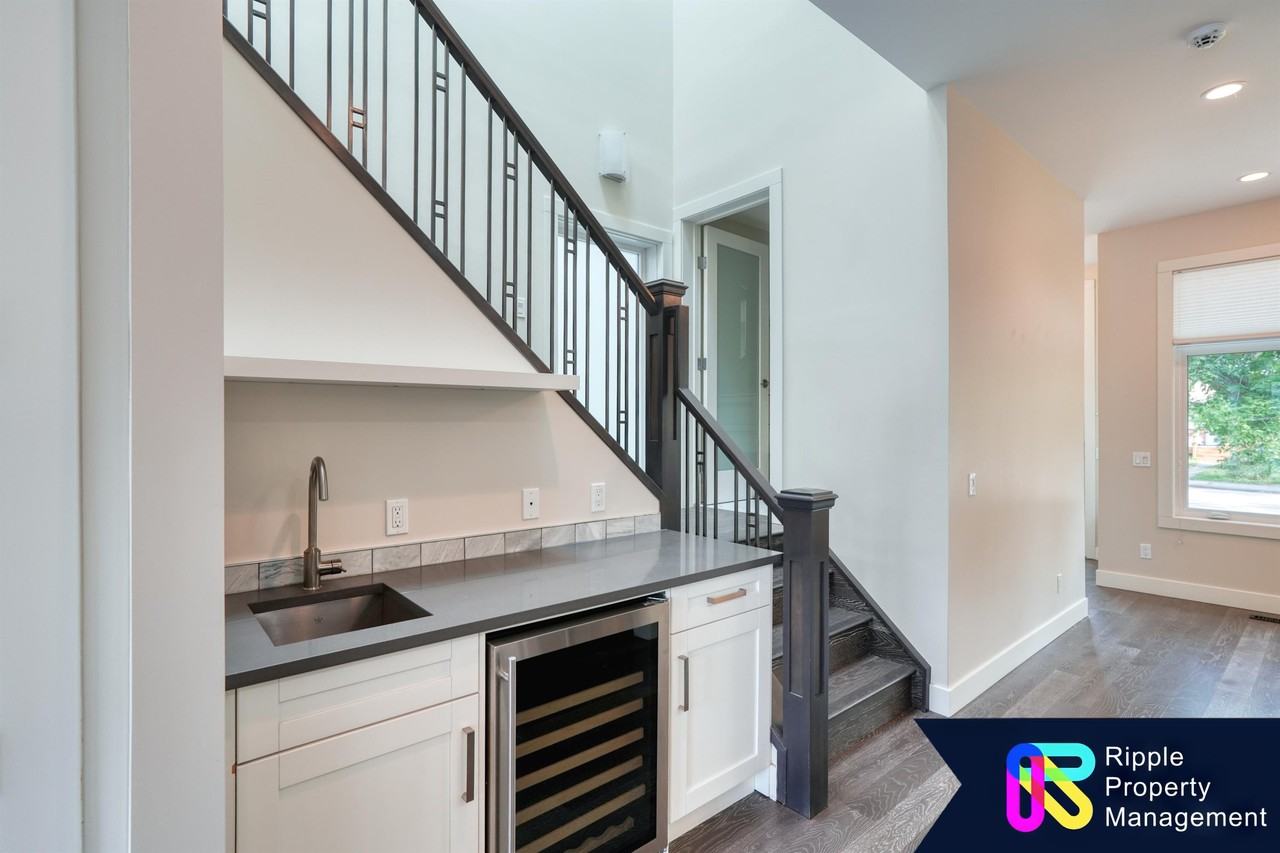 11 Hendon Drive Northwest - Photo 7 of 23