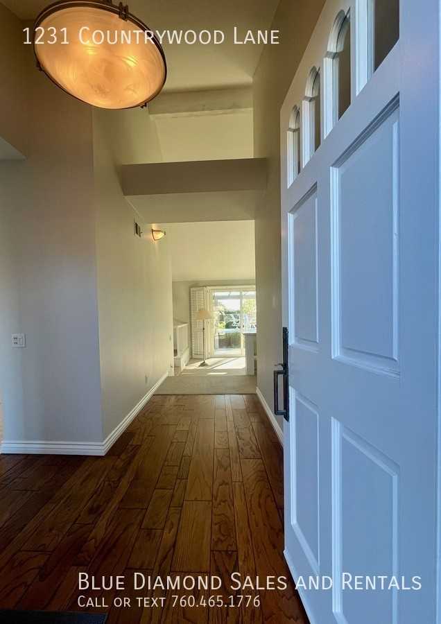 1231 Country Wood Lane - Photo 4 of 50