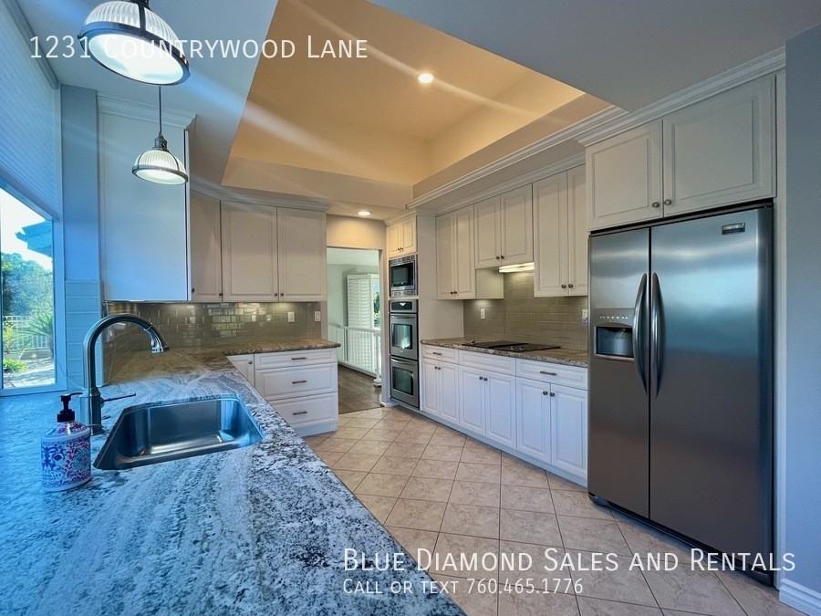 1231 Country Wood Lane - Photo 7 of 50