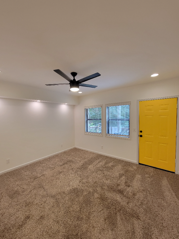 763 Summer Drive Northwest - Photo 2 of 15