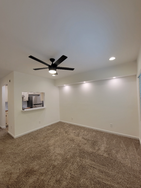 763 Summer Drive Northwest - Photo 3 of 15