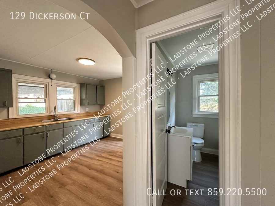 129 Dickerson Court - Photo 4 of 19