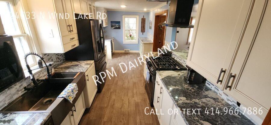 24533 North Wind Lake Road - Photo 7 of 41