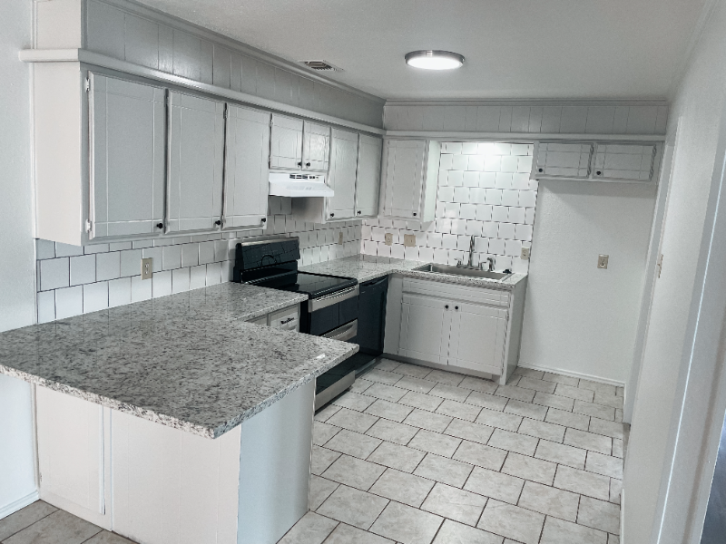 6704 Grover Avenue #A - Photo 5 of 14