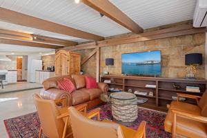 featured image of Laguna Street #0