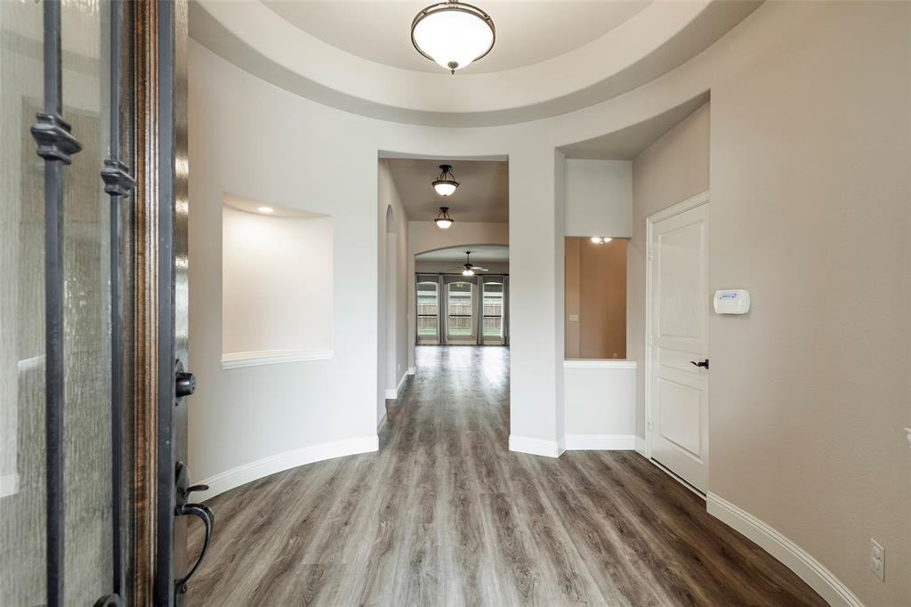 817 Edinburg Drive #817 - Photo 2 of 25