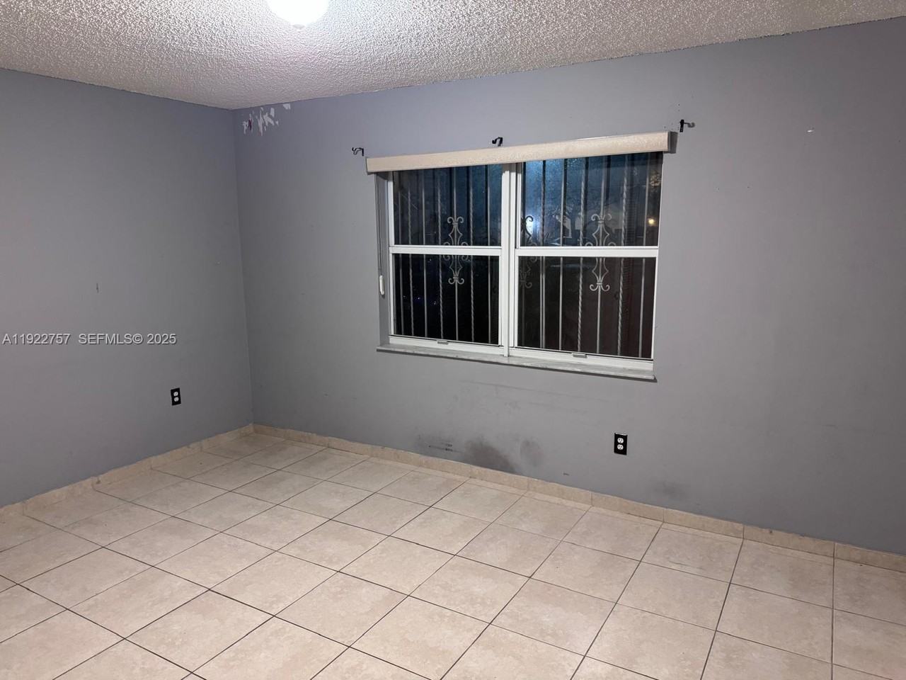 1310 Nw 24th Ave #1310-1310 - Photo 3 of 16