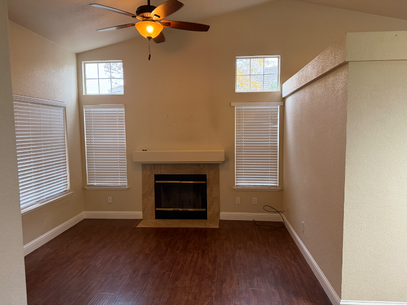 1504 Verbena Way - Photo 5 of 10