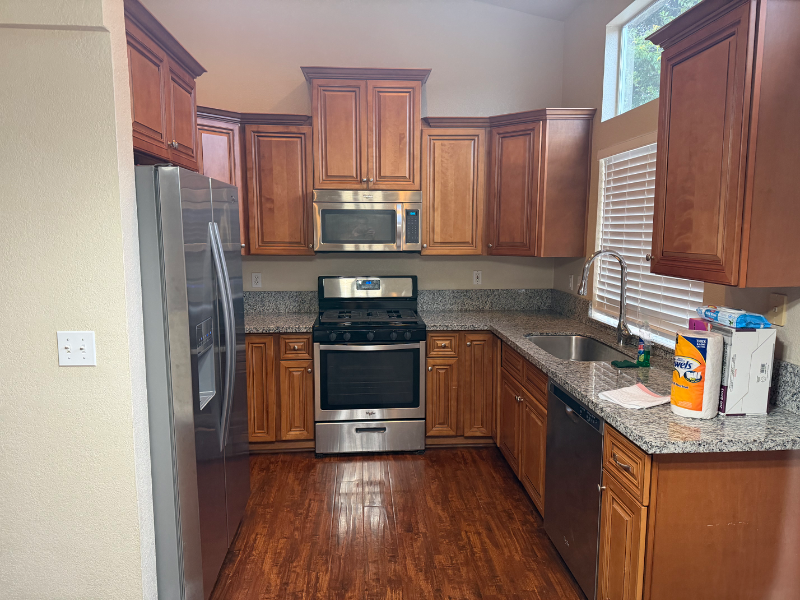 1504 Verbena Way - Photo 6 of 10