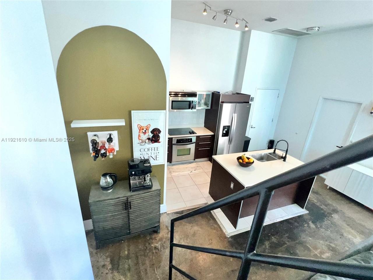 1900 North Bayshore Drive #1900-909 - Photo 6 of 23