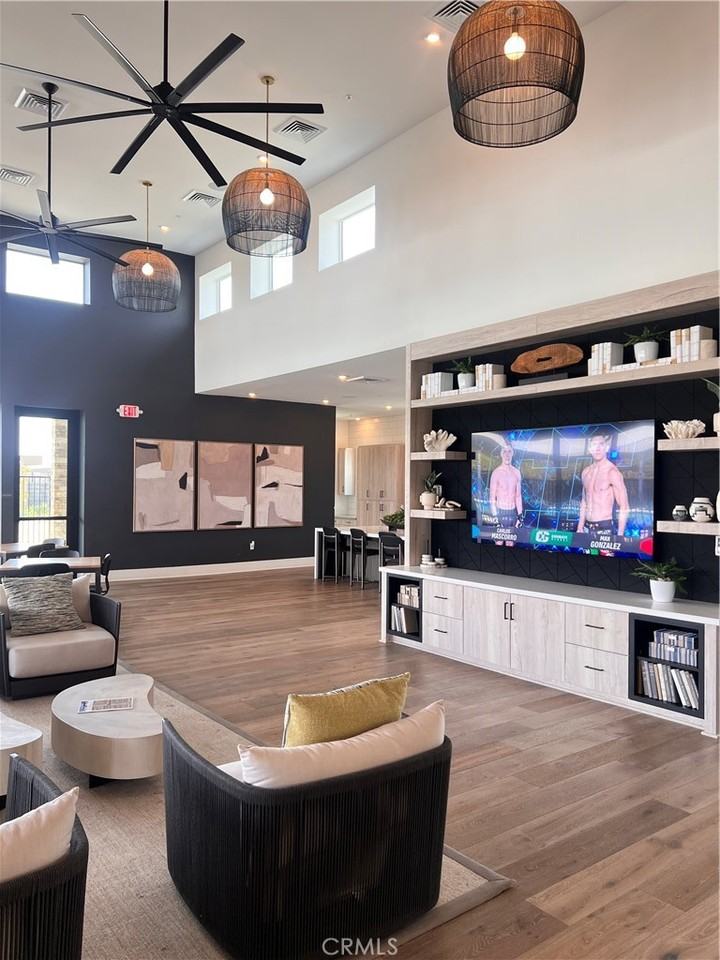 16032 Sunny Ct #16032 - Photo 4 of 36