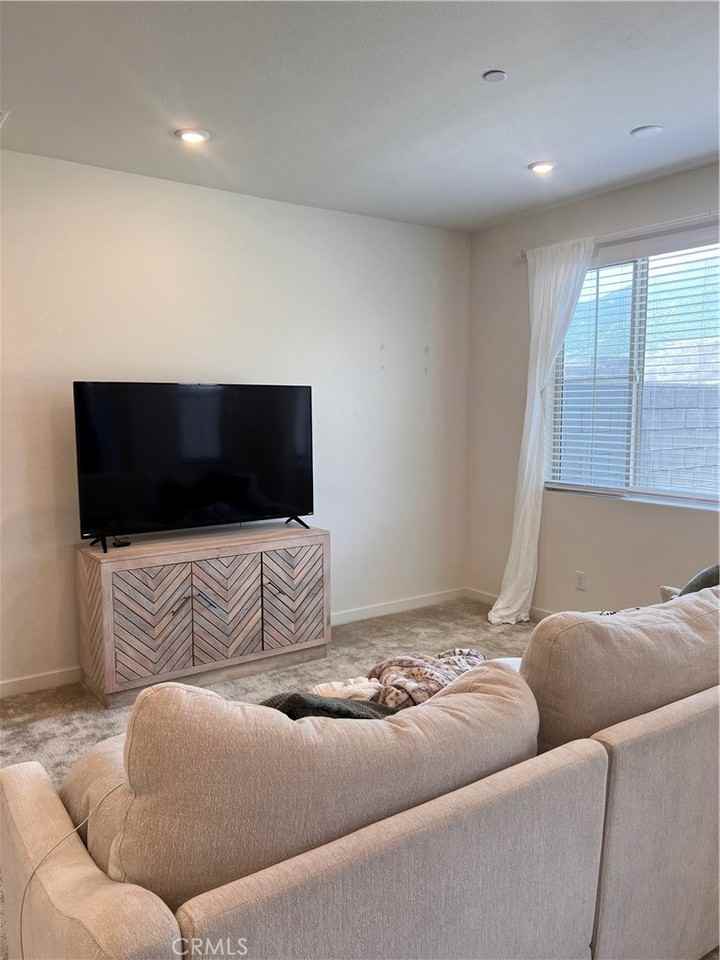 16032 Sunny Ct #16032 - Photo 6 of 36