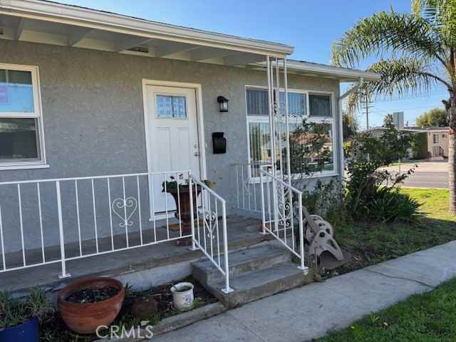 8430 Barnsley Avenue #8430 - Photo 2 of 10