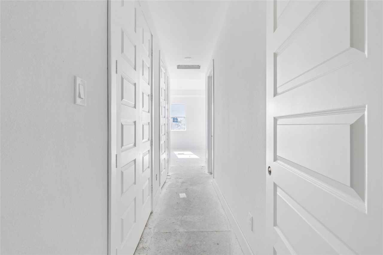 1504 Hussion Street #1504 - Photo 5 of 16