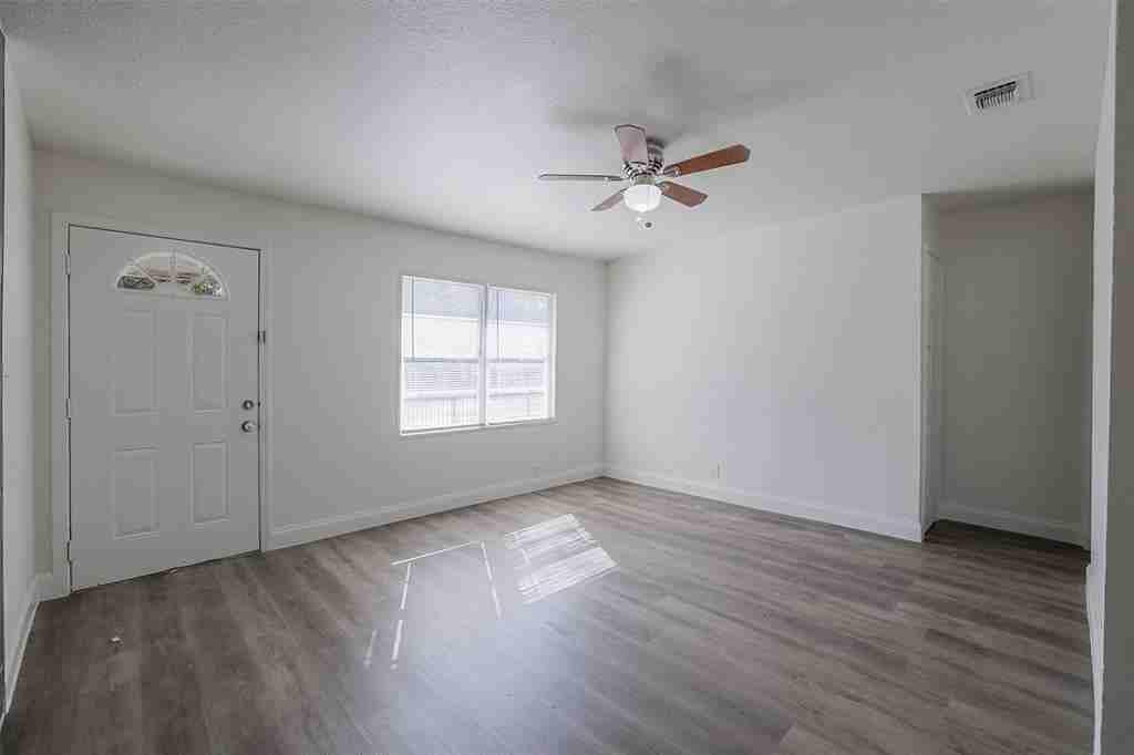 320 Highland Drive #320 - Photo 2 of 10