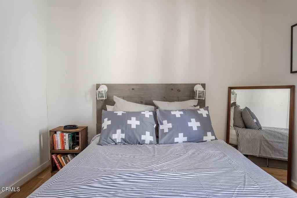 2033 Echo Park Avenue #2033 - Photo 2 of 22