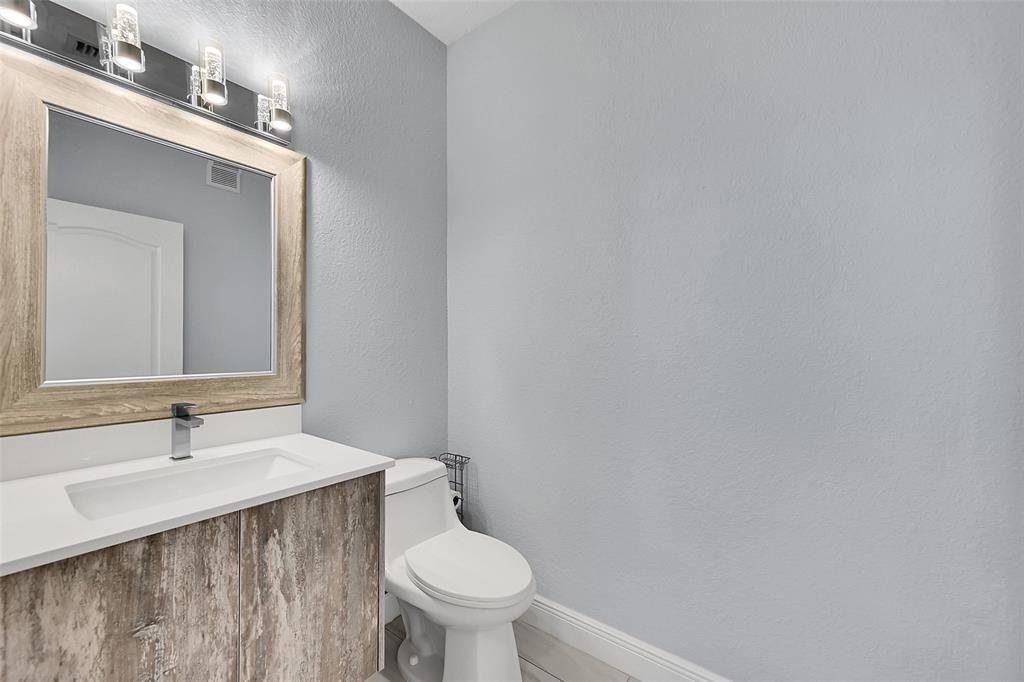 150 Jacaranda Ctry Club Drive #150-200 - Photo 5 of 45