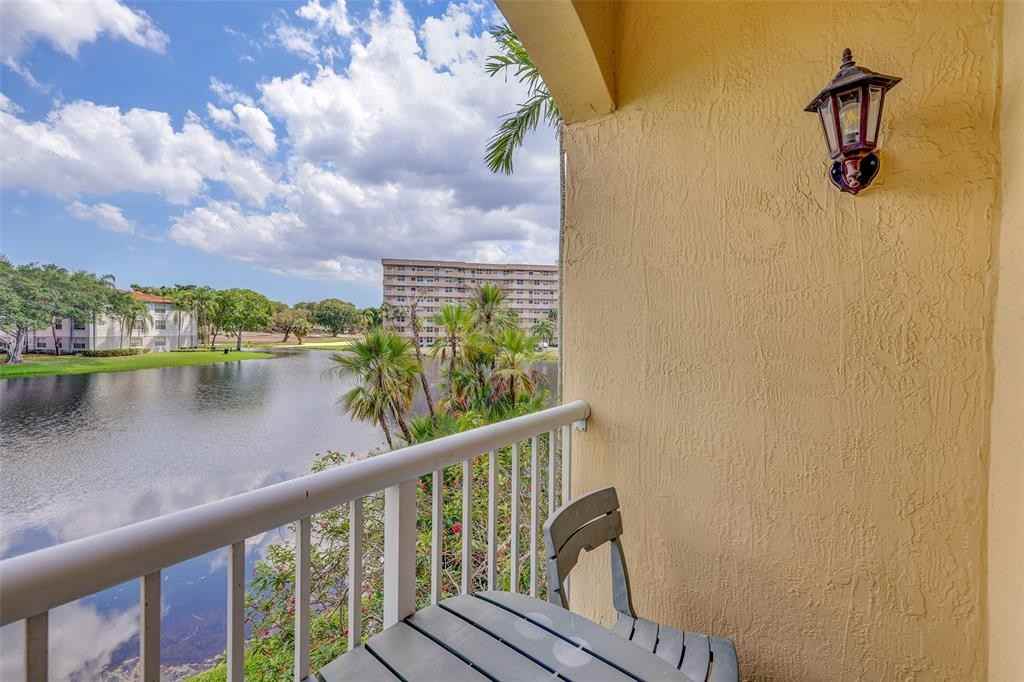 150 Jacaranda Ctry Club Drive #150-200 - Photo 7 of 45