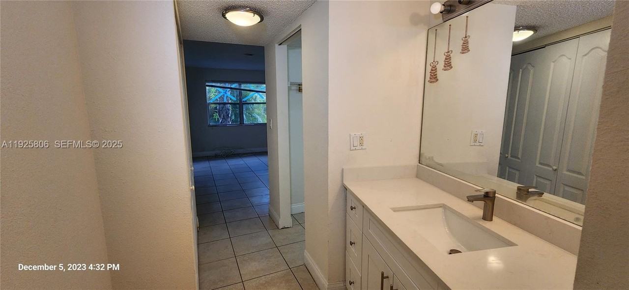 4235 North University Drive #4235-109 - Photo 4 of 40