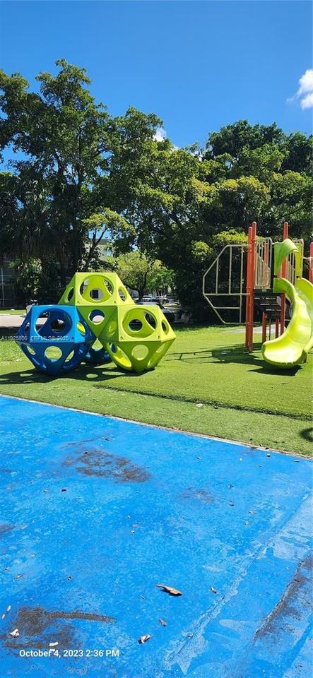 4235 North University Drive #4235-109 - Photo 6 of 40