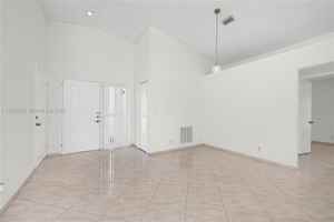 featured image of 3104 Northwest 109th Avenue