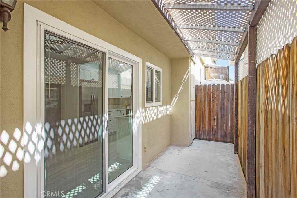 6235 Comstock Avenue #6235 - Photo 4 of 18