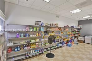 19390 Collins Ave #19390-320 - Photo 4 of 37