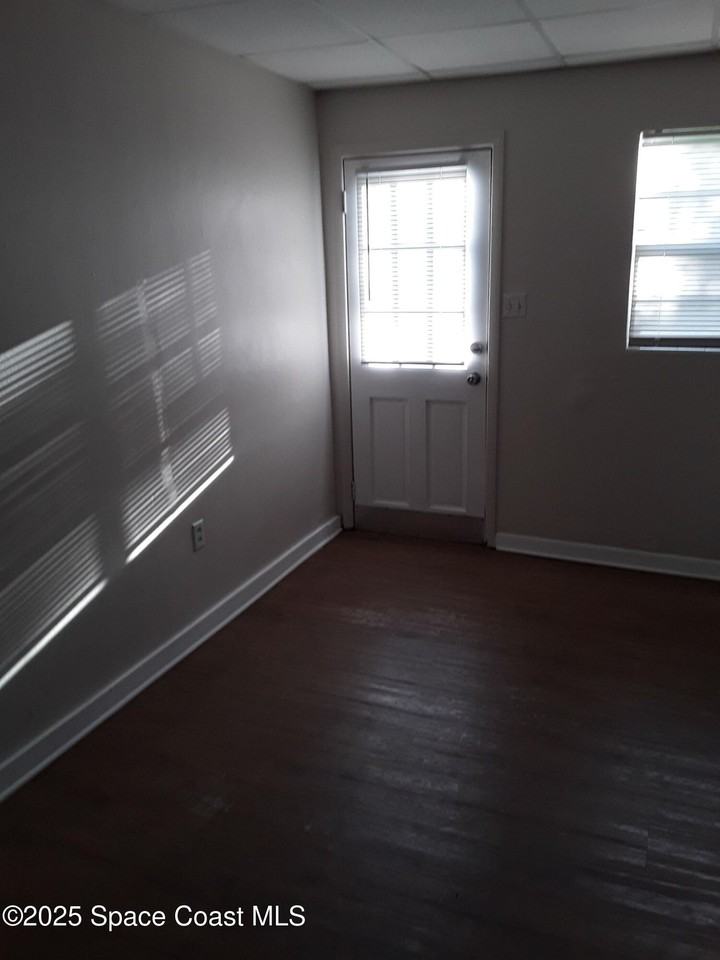 120 Laurel Oak Street #120 - Photo 5 of 19