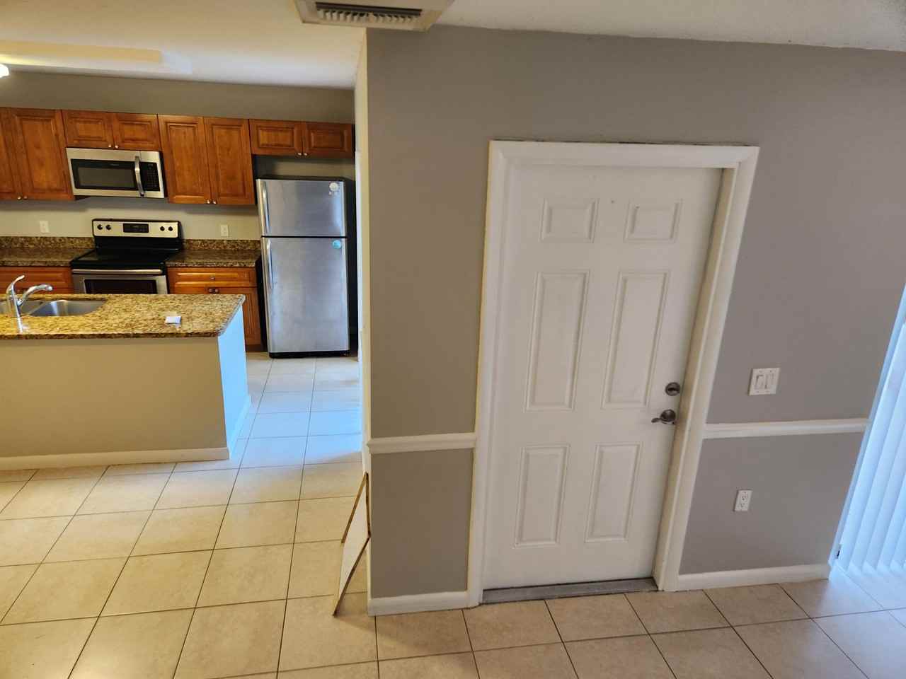 4514 45th Way #4514 - Photo 3 of 23