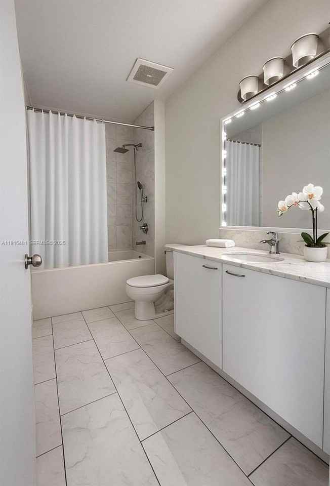 Northeast Miami Place #133-1710 - Photo 7 of 14