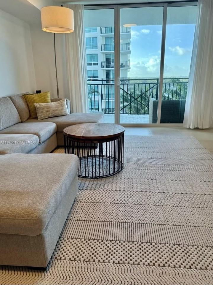 610 West Las Olas Boulevard #6101220N - Photo 4 of 15