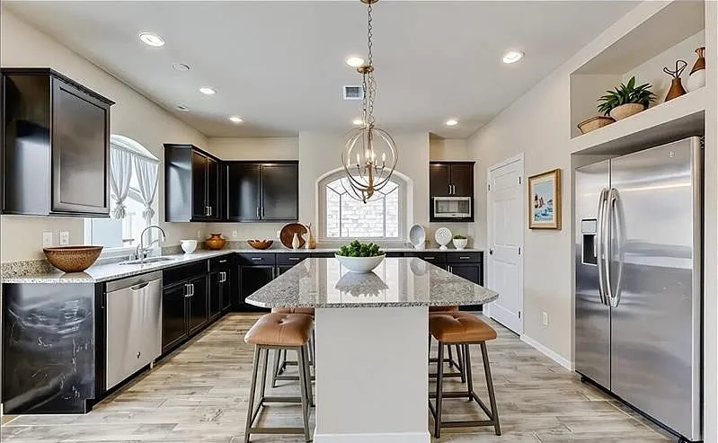 7157 Mann Street - Photo 6 of 20