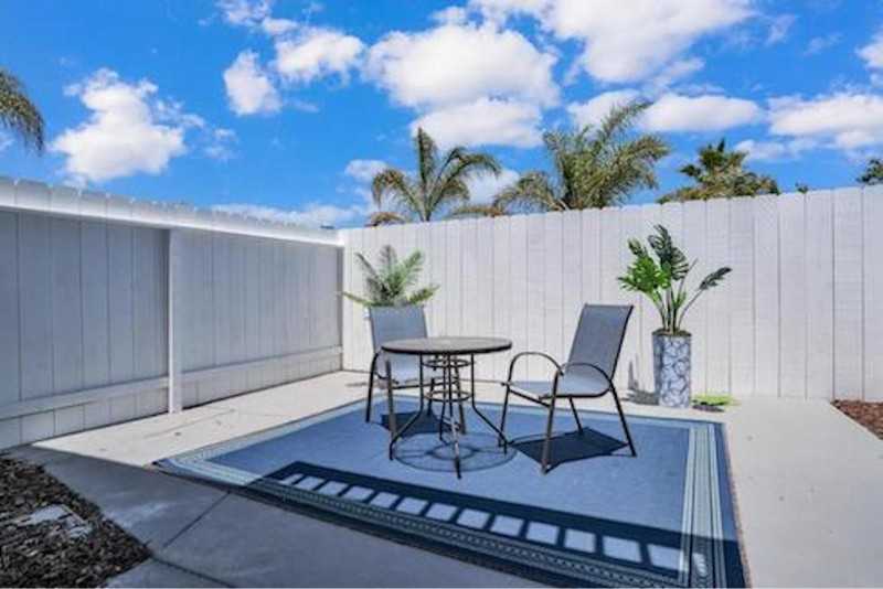 3784 Nectarine Cir #4 - Photo 5 of 14