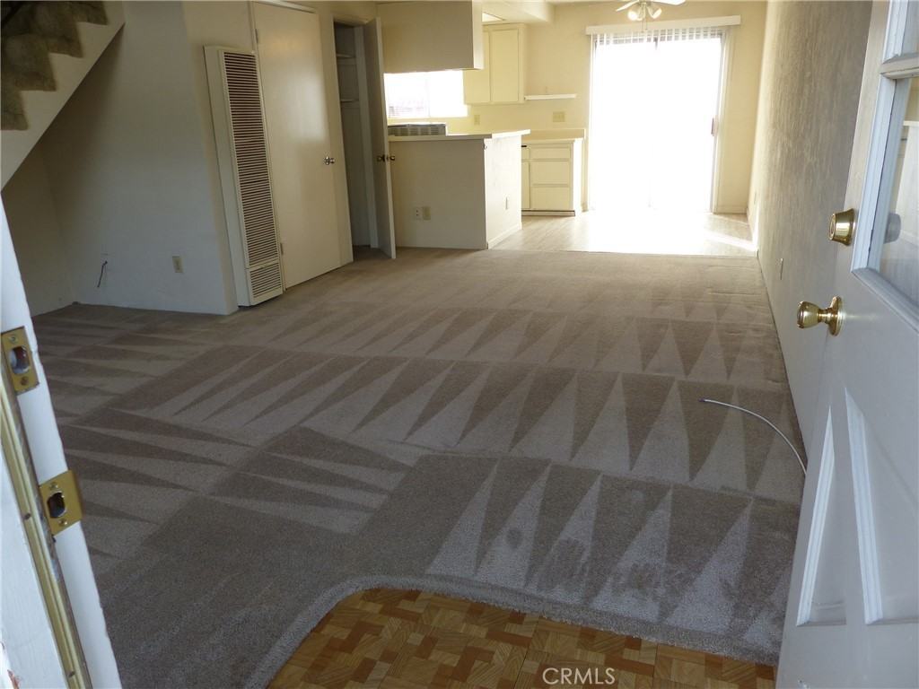 10708 Walnut St #10708 - Photo 3 of 13