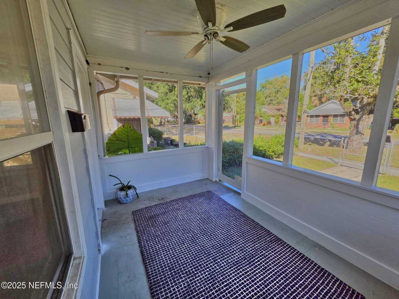 616 Woodbine Street #616 - Photo 5 of 25