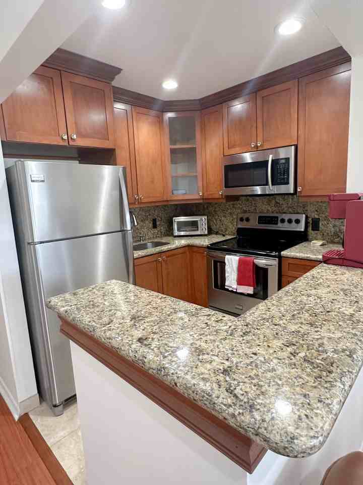 14 Westbury Circle #14-14 - Photo 4 of 14