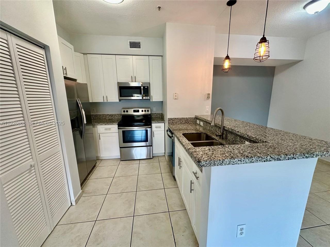 7290 Northwest 114th Avenue #7290-3077 - Photo 2 of 18