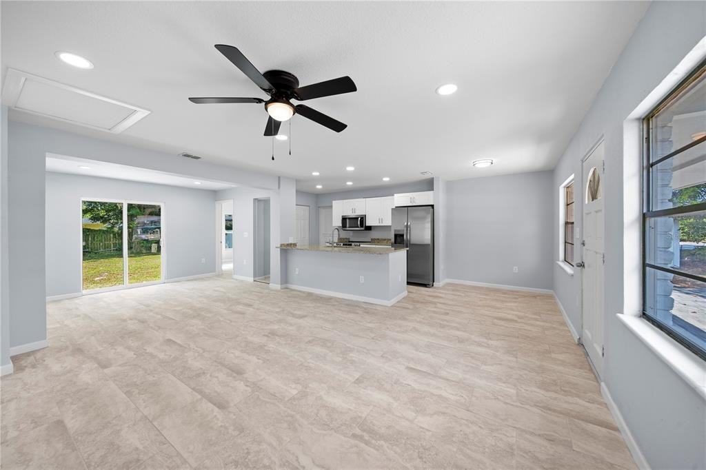 724 Fairbanks Avenue #724 - Photo 3 of 18