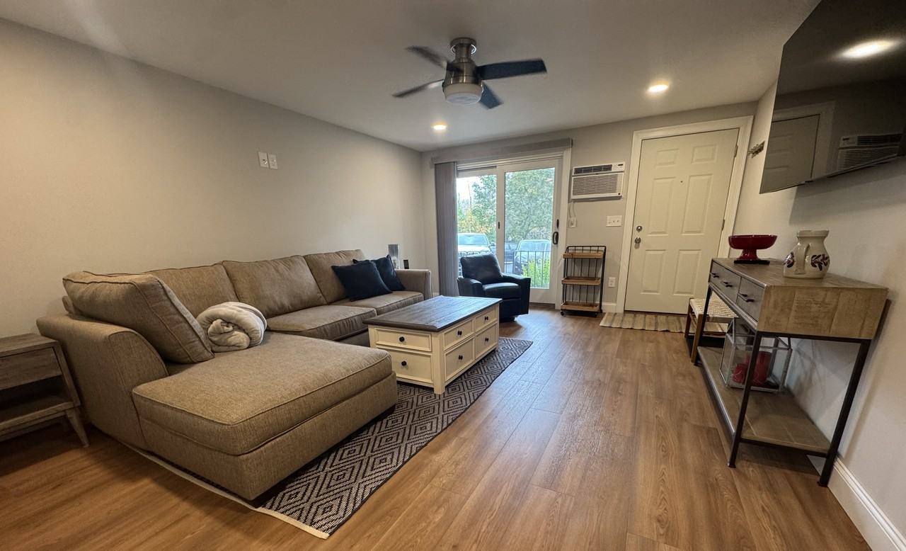 205 Cocheco Court #205 - Photo 6 of 11