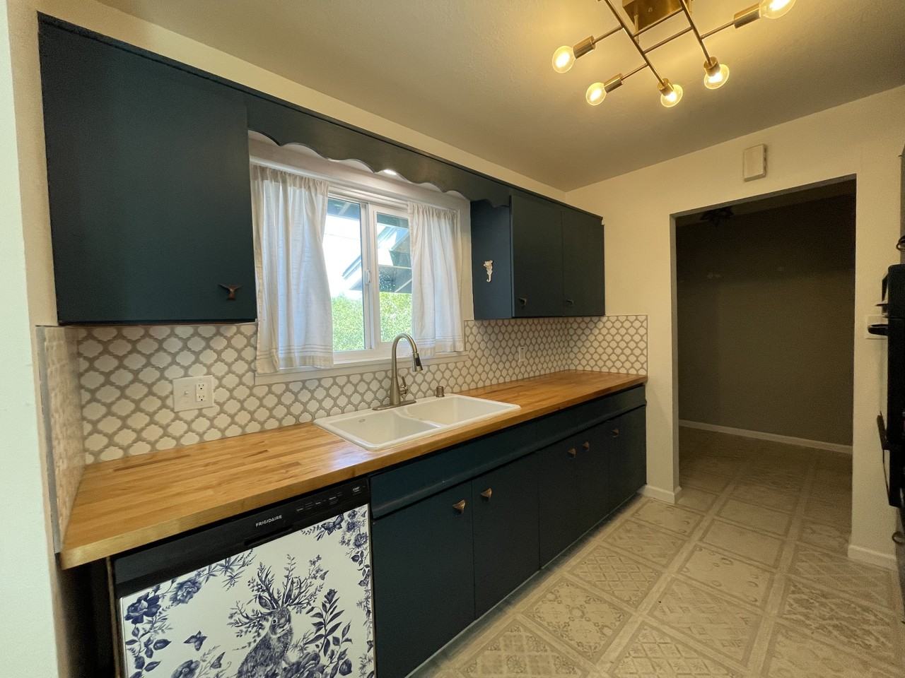 1431 Muir Avenue #NA - Photo 3 of 11