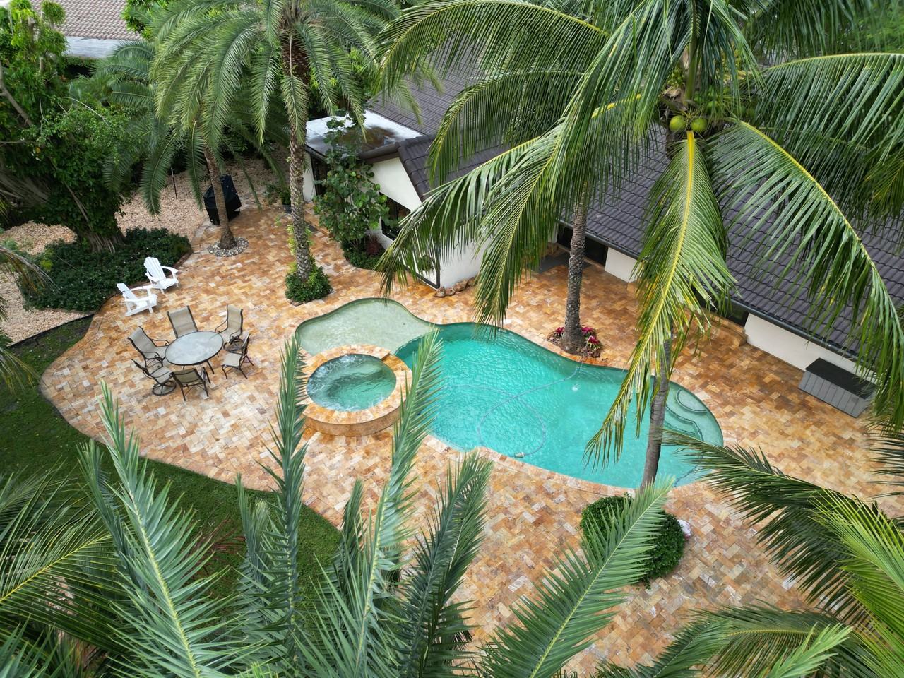 13400 North Calusa Club Drive #NA - Photo 2 of 47