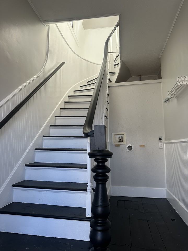 41 Court Street #A - Photo 3 of 13