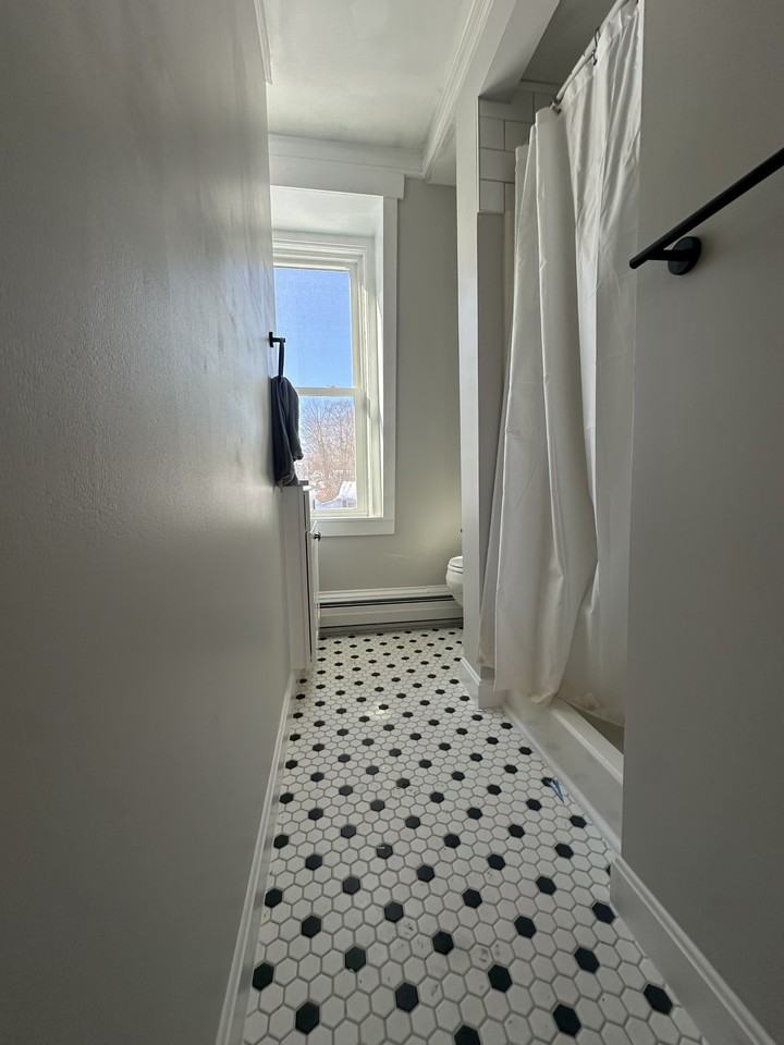 41 Court Street #A - Photo 4 of 13