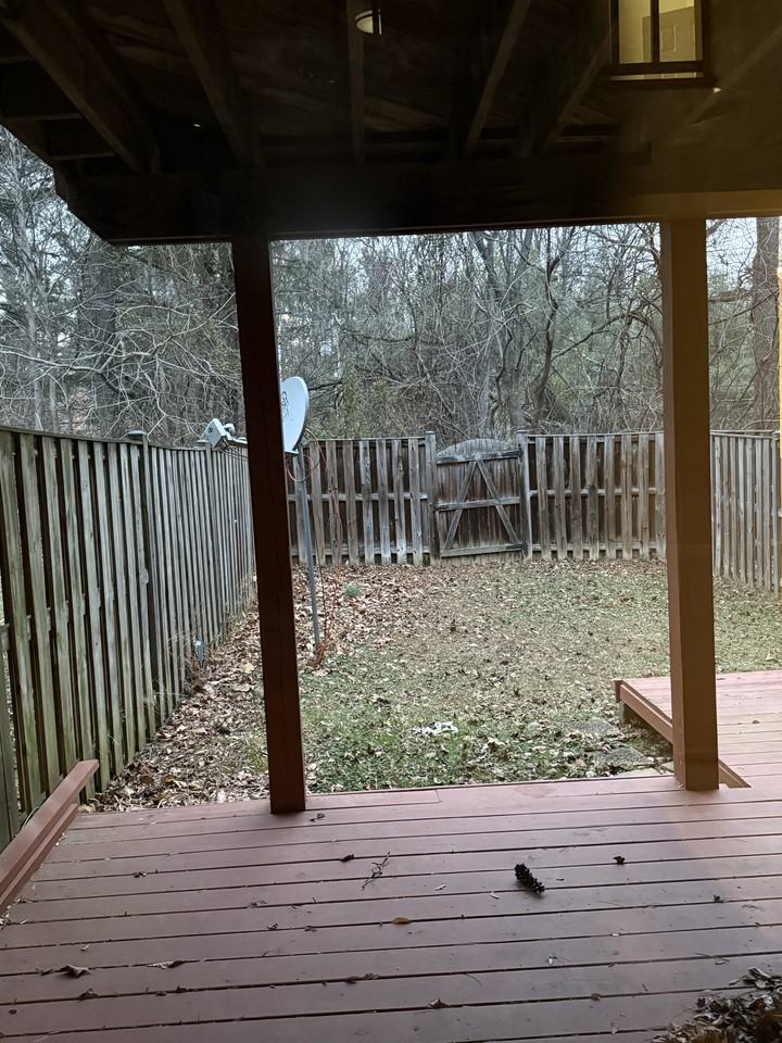 9632 Hadleigh Ct #9632 - Photo 4 of 23