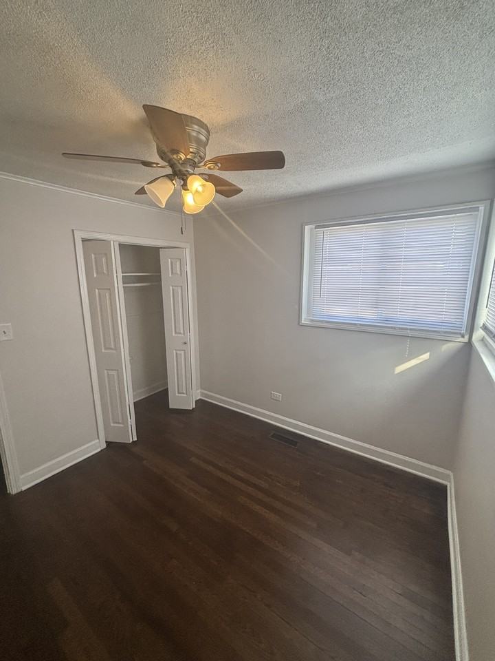 14311 Woodlawn Avenue #NA - Photo 6 of 7