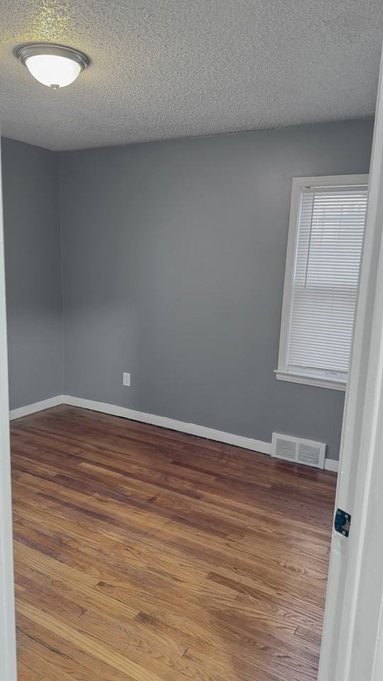 3625 Chatsworth St #1 - Photo 6 of 18