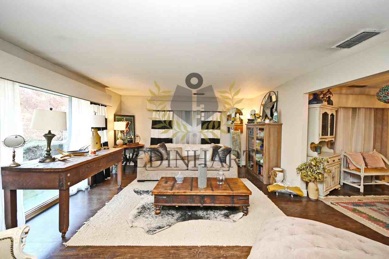 360 East Terrace Avenue #1 - Photo 5 of 32