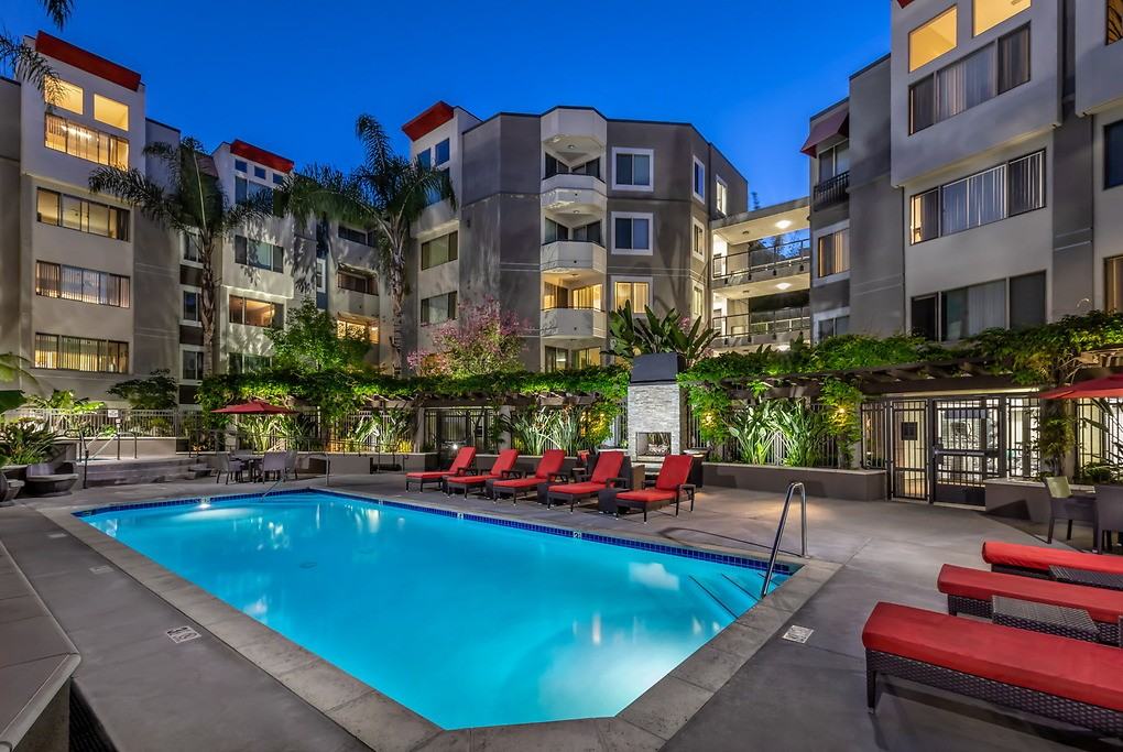 Belmont Station - Photo 2 of 45