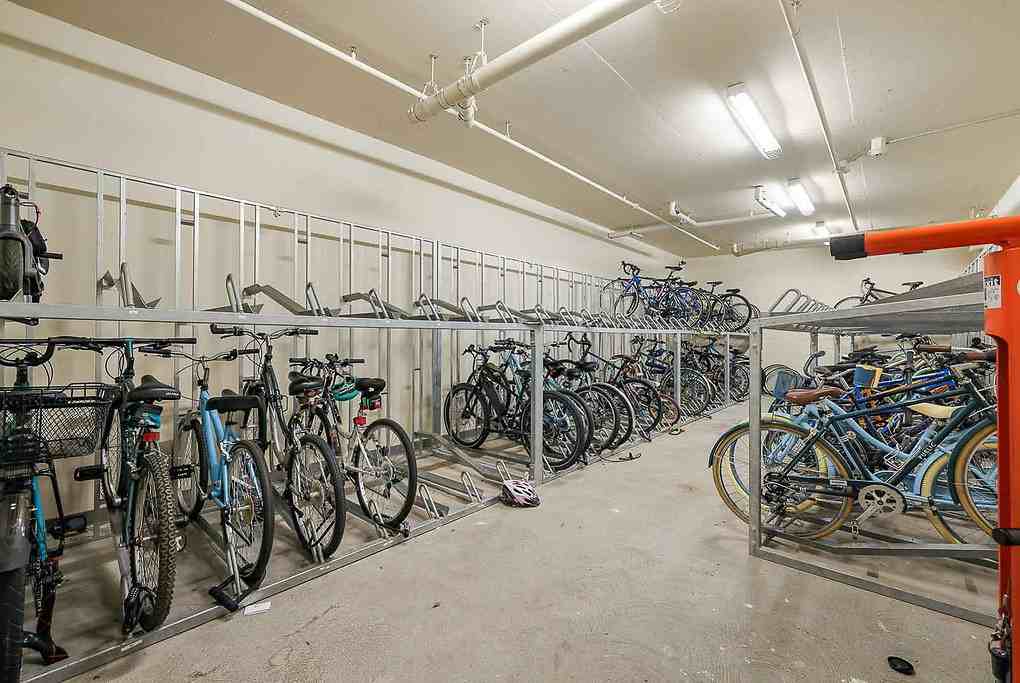 Emme - Photo 6 of 50