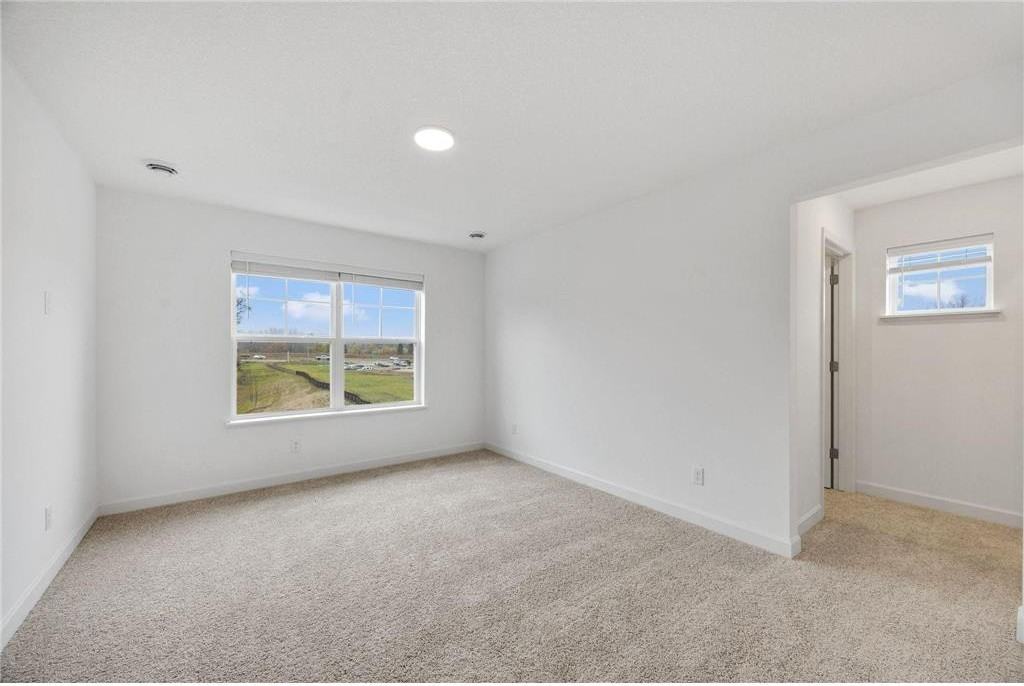 11148 203rd Street West - Photo 6 of 13